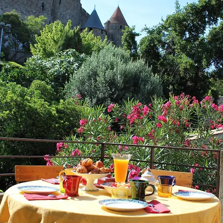 Holiday home Le Cellier De Beaulieu, Au Pied De La Cite, Maison De Avec Climatisation Et Jacuzzi